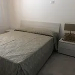Le 5 מלון דירות 3*