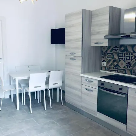 Hotel apartamentowy Le 5 Rodi Garganico