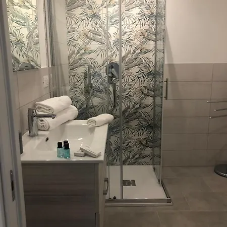 Aparthotel Le 5 Rodi Garganico