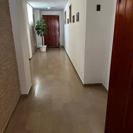 Aparthotel Le 5 3*