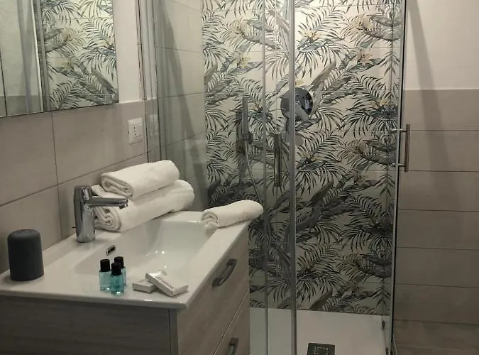 Le 5 Lejlighedshotel Rodi Garganico